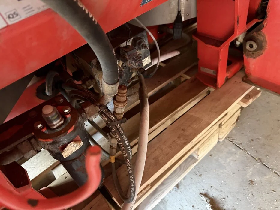 Rozsiewacz Kuhn Axis 50.1 EMC Waga navi – zdjęcie 4