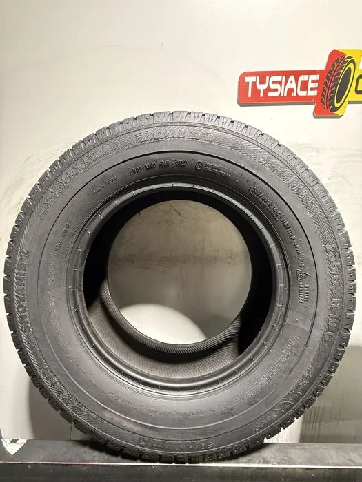 3x Barum Polaris 5 235/65 R16C zimowe 6.0mm DOT 3320 – zdjęcie 4