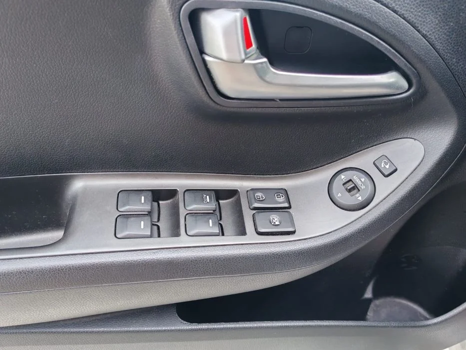 Kia Picanto 1.2 2012 – Bogata wersja – Grzane fotele + kierownica – Klima auto – zdjęcie 6