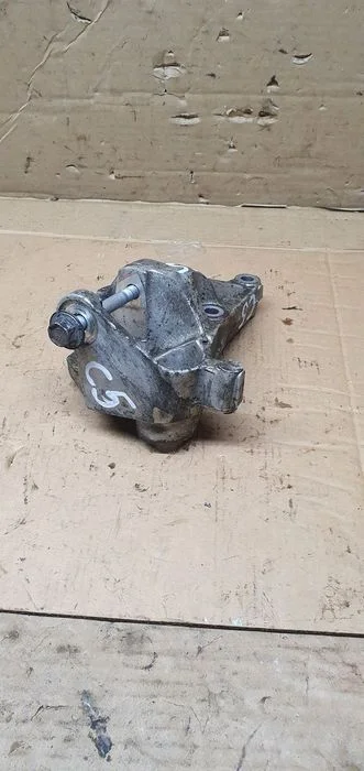 Łapa poduszka silnika Citroen C5 III 2.0 HDI 9645161180 – zdjęcie 3