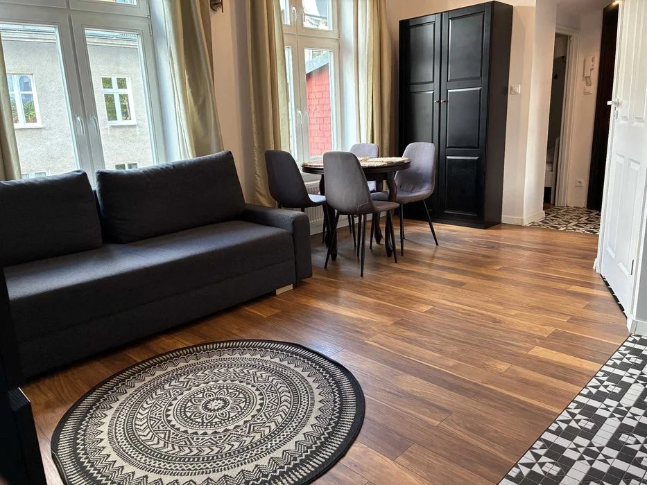 ## WOLNE ## CENTRUM Sopotu, 200 m Monciak, 10 min molo, 7 min PKP - apartament dla 1-4 os. ## – zdjęcie 9