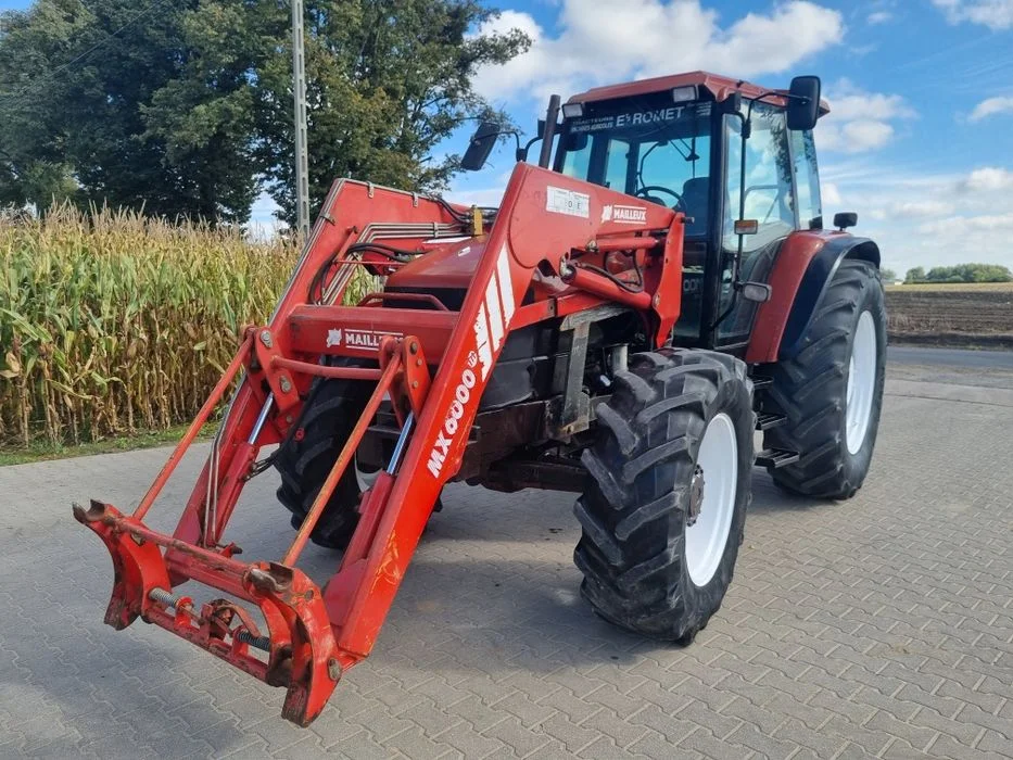 New Holland M100 z turem (TM, 8160) – zdjęcie 4