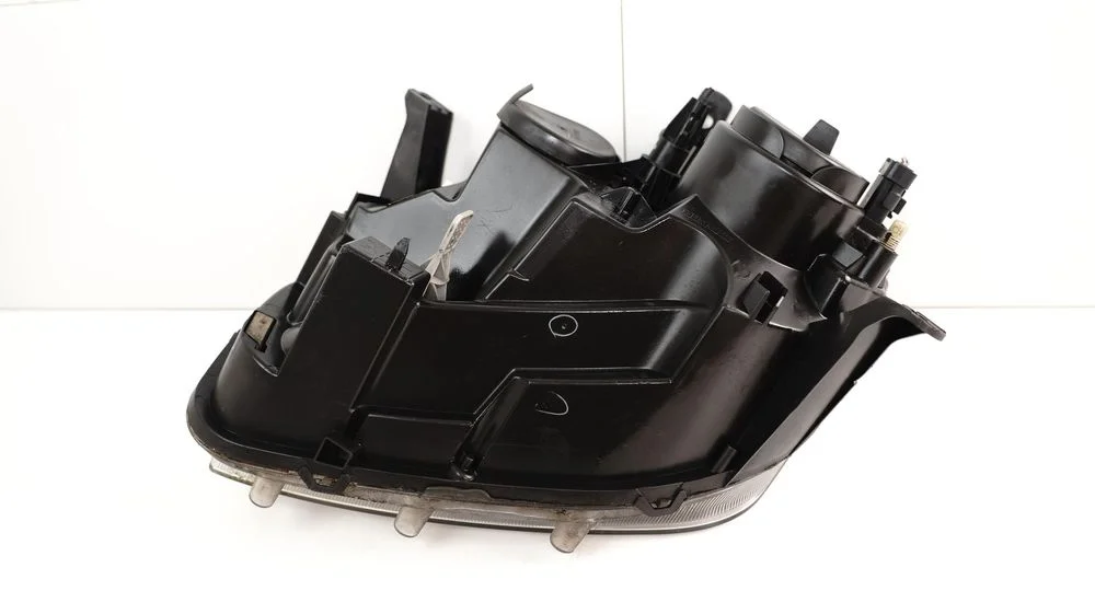 Lampa prawy przód przednia dacia duster lift 13-17r – zdjęcie 7