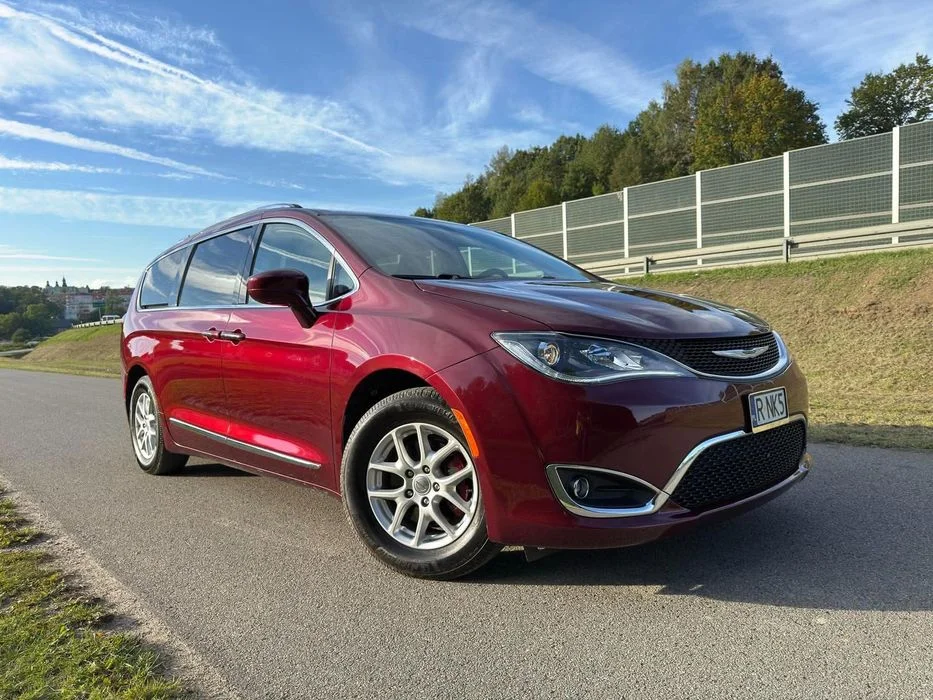 Chrysler Pacifica Chrysler Pacifica 2020 23% VAT śliczna touring L – zdjęcie 3