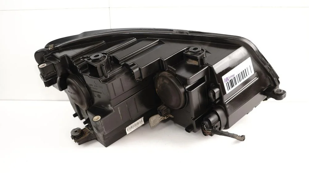 Lampa lewy przód przednia vw touran 1t3 10-16r – zdjęcie 5