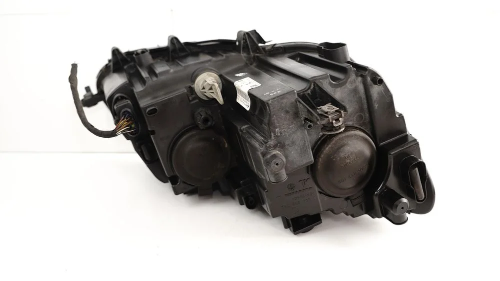 Lampa lewy przód przednia vw touran 1t3 10-16r – zdjęcie 8