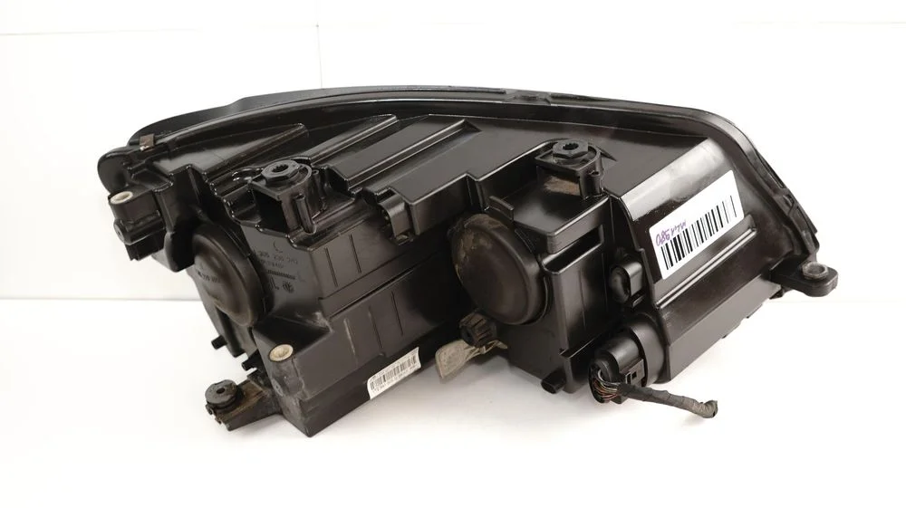 Lampa lewy przód przednia vw touran 1t3 10-16r – zdjęcie 4