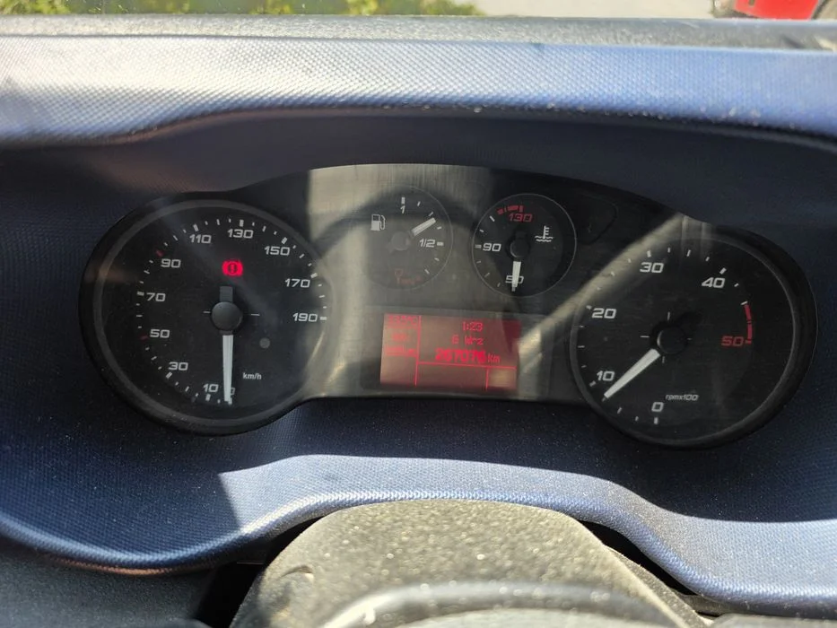 Autolaweta Iveco 35s18 – zdjęcie 7