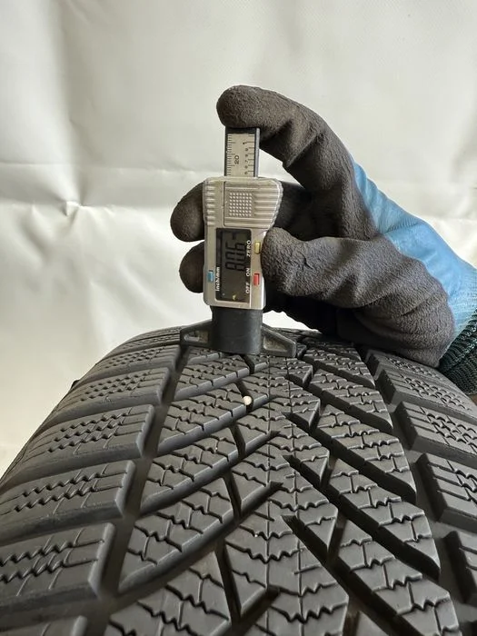 225/50/17 Semperit Speed-Grip 3 98V 2018R (466) – zdjęcie 4