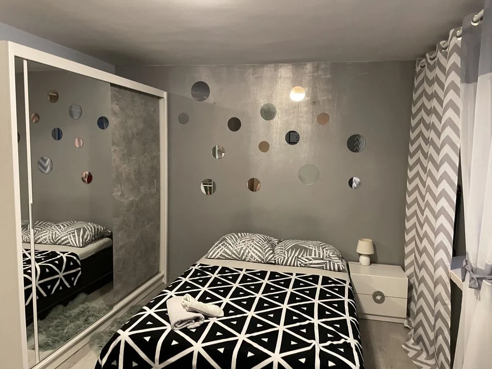 Apartament w Centrum, tuż przy metrze. Doby, noce, godziny. Warszawa Śródmieście