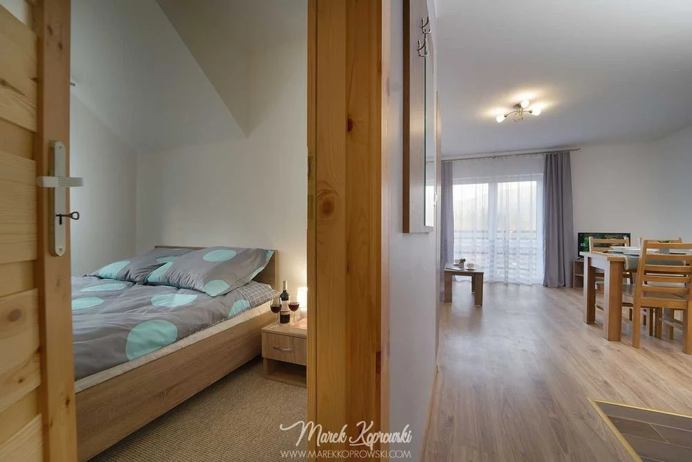 Apartamenty BERG. Noclegi ze śniadaniem w centrum Karpacza! – zdjęcie 9