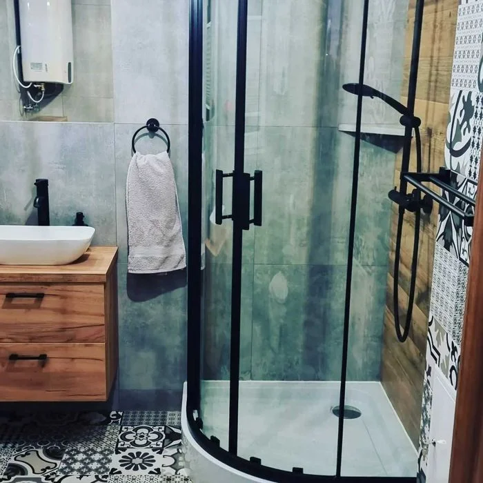 Domki z jacuzzi i kominkiem Ochotnica Dolna – zdjęcie 12