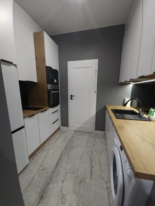 Apartament Centrum z jacuzzi, prywatny parking, klimatyzacja 3 – zdjęcie 8