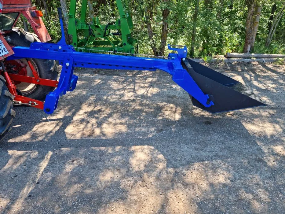 Ładowacz na tył ciągnika z mechanizmem zwalniającym przy użyciu linki + łyżka 80cm – zdjęcie 3