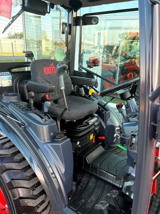 FABRYCZNIE NOWE KIOTI CX-2510CH z ładowaczem czołowym 3-sekcyjnym, Zestaw, KLIMATYZACJA, Łyżka otwierana krokodyl, GWARANCJA 7-LAT, HOMOLOGACJA – zdjęcie 7