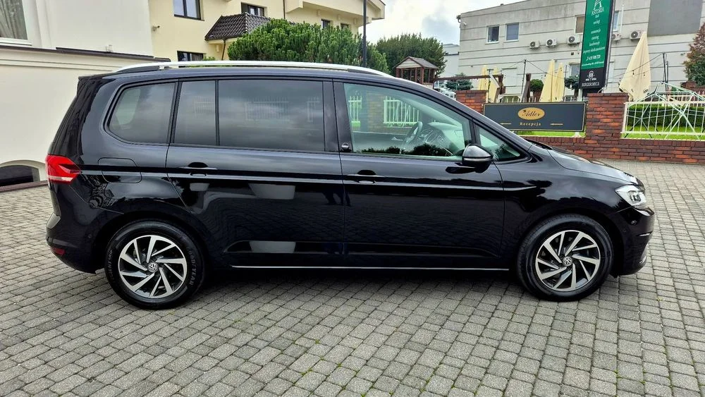 Volkswagen Touran 2.0 150KM Full Ledy Navi Panorama 7 Osobowy Perfekcyjny Stan z Niemiec – zdjęcie 4