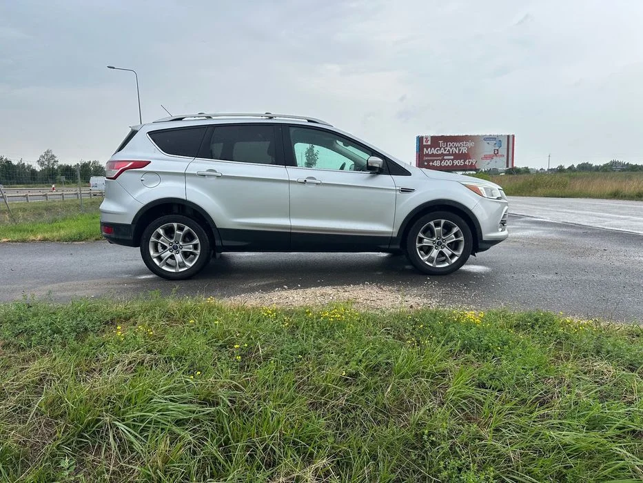 Ford Escape Ford Escape 2.0 EcoBoost AWD Titanium mały przebieg 104 tyś KM – zdjęcie 6
