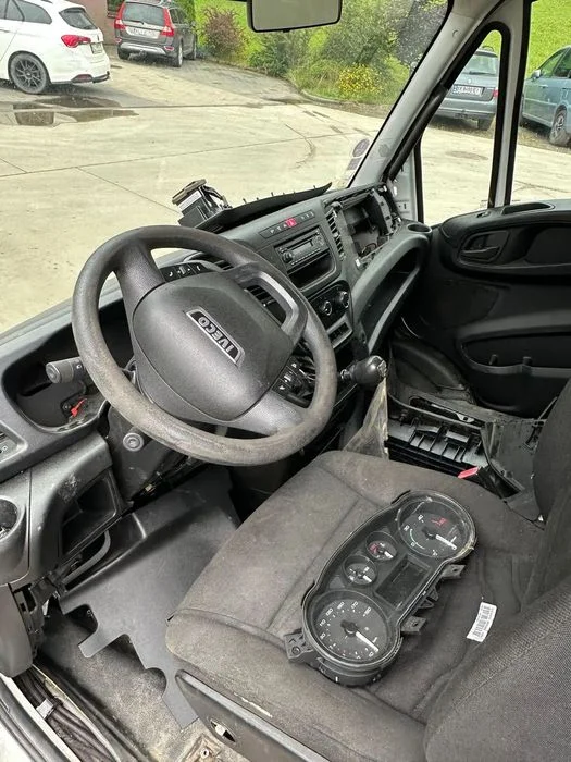Kabina Iveco Daily 2014- Euro 6 – zdjęcie 5