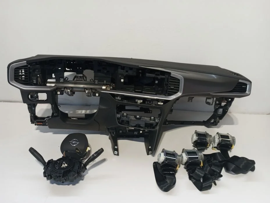 Konsola pulpit deska OPEL MOKKA B