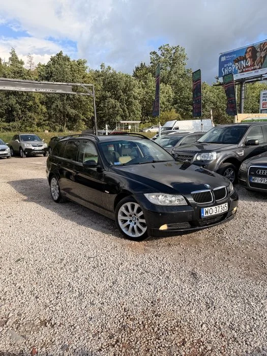 BMW E91 2.0D”tył napęd”klima”zadbany”navi”manual”nowe opony”nowe sprzęgło – zdjęcie 2