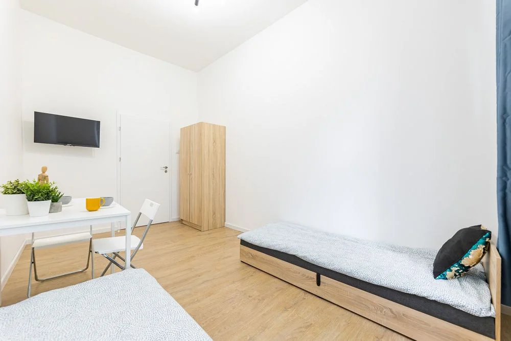 Nowe komfortowe NOCLEGI dla FIRM Centrum obok "Metra" – zdjęcie 5
