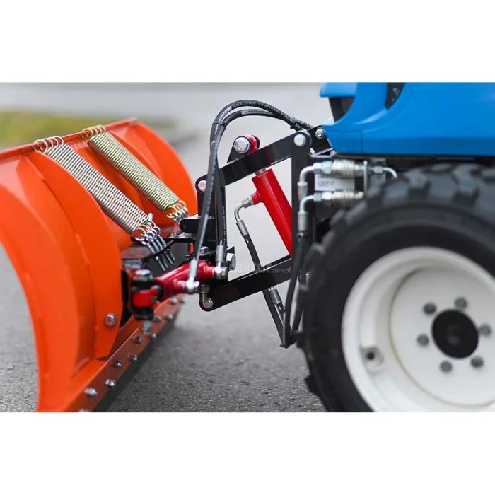 LS Tractor XJ25 MEC kabina pług 130 cm Strumyk 200 l – zdjęcie 6