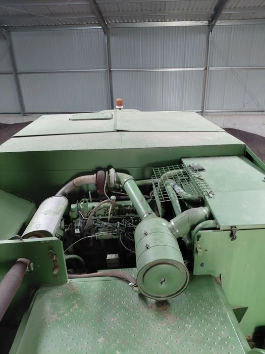 Kombajn zbożowy john deere 2256 – zdjęcie 3