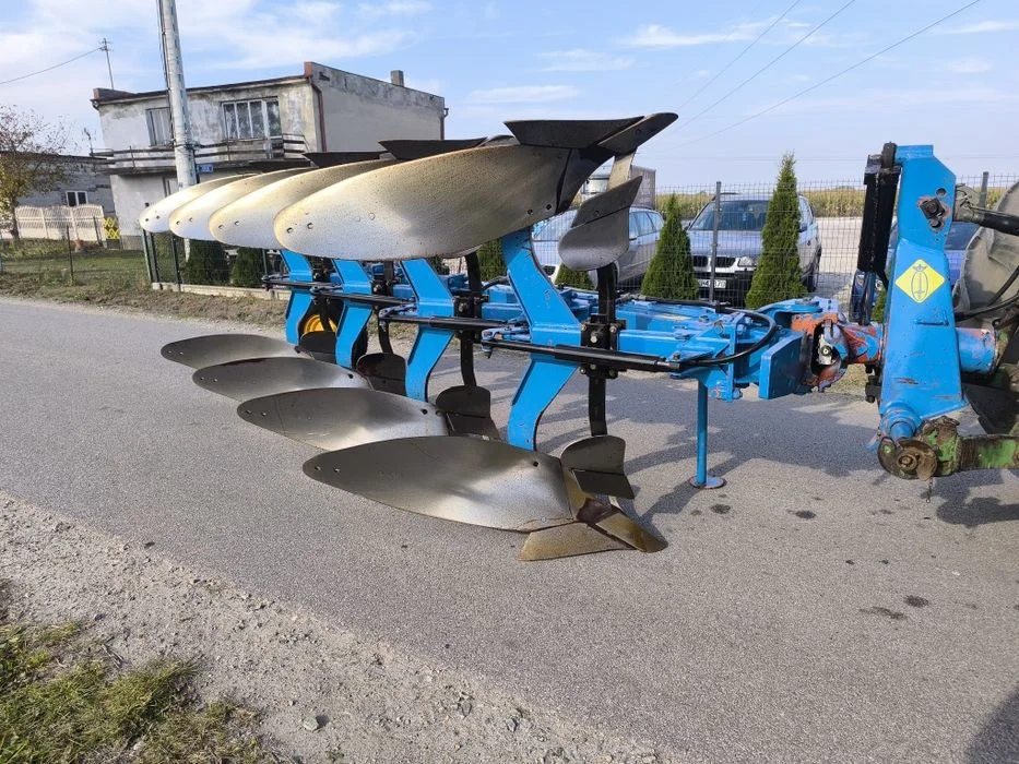 Pług 4 skibowy obrotowy Overum CX Xcelior Non Stop Hydraulika. Kuhn multimaster! – zdjęcie 2