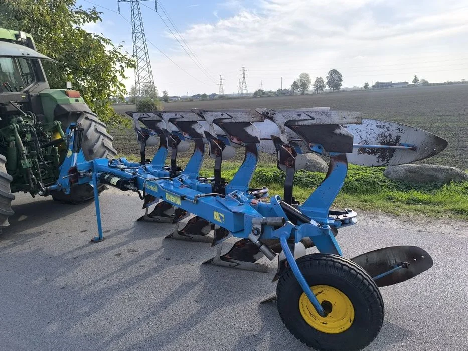 Pług 4 skibowy obrotowy Overum CX Xcelior Non Stop Hydraulika. Kuhn multimaster! – zdjęcie 5