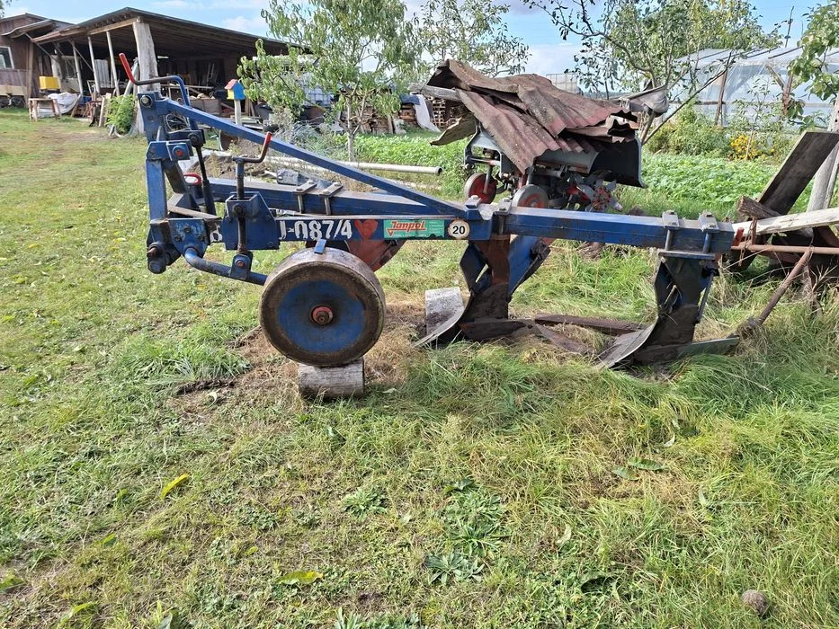 Sprzedam pług 3 skibowy – zdjęcie 2