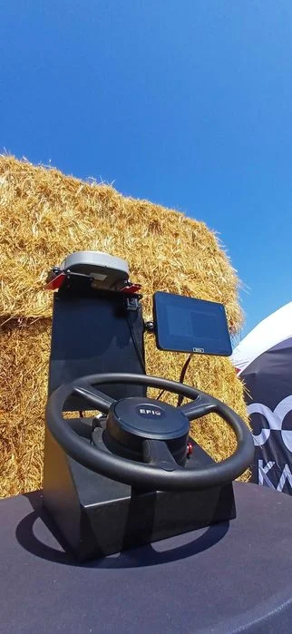 EFIX eSTEER 20 MAX nawigacja rolnicza kierownica elektryczna monitor 12,1" ISOBUS RTK 2,5cm – zdjęcie 10