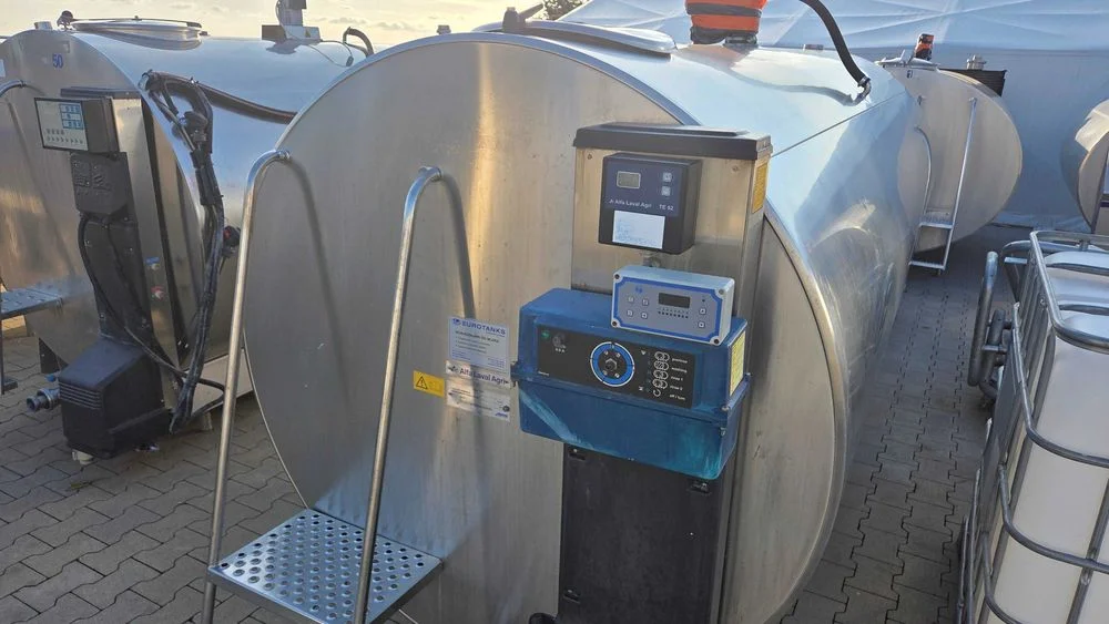 Schładzalnik zbiornik chłodnia beczka tank do mleka 4850 litrów rymek.com.pl