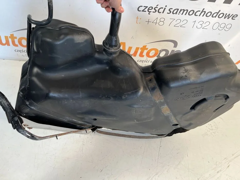 Zbiornik Paliwa Bak Audi A4 B8 1,8Tfsi Sedan 8K0201021Em,8K0201085 – zdjęcie 4