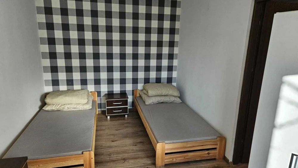 Noclegi pokoje dwuosobowe z parkingiem DG Ząbkowice – zdjęcie 4