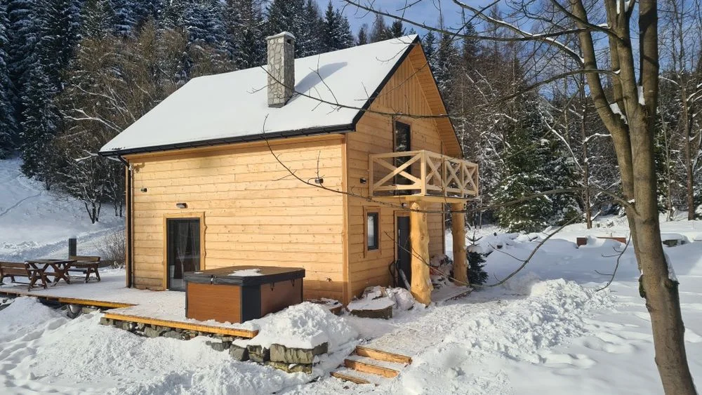Domek w górach jacuzzi sauna domki na wynajem – zdjęcie 3