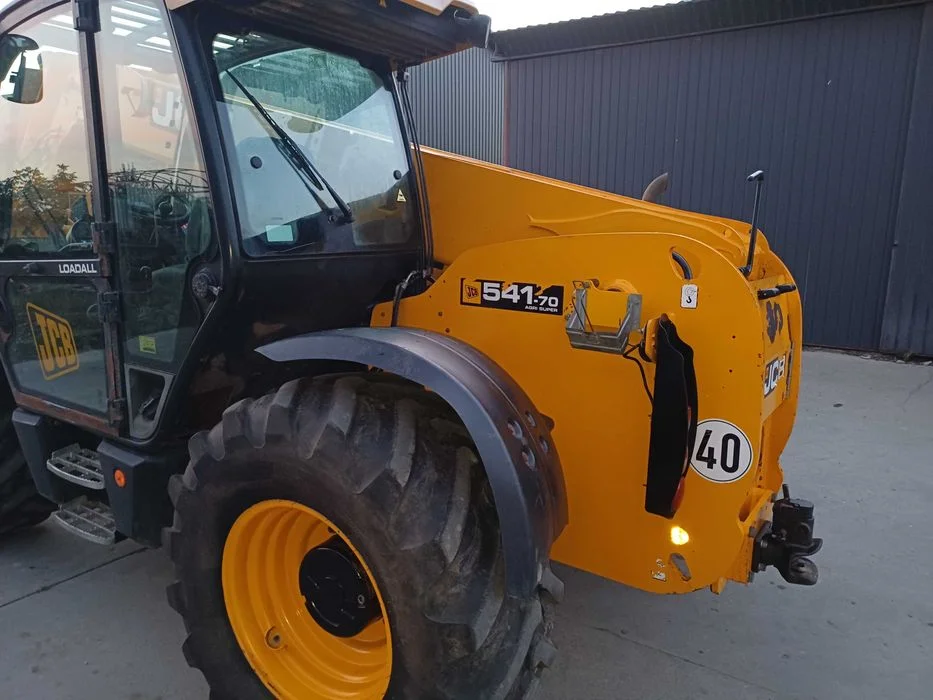 Ładowarka JCB 541-70 AGRI SUPER – zdjęcie 5