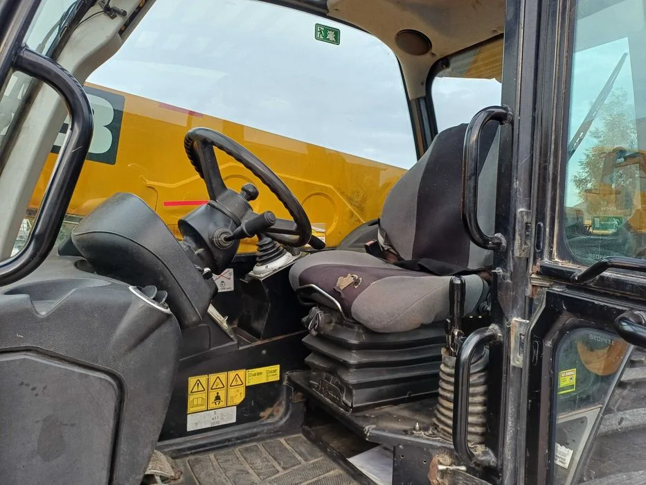 Ładowarka JCB 541-70 AGRI SUPER – zdjęcie 8