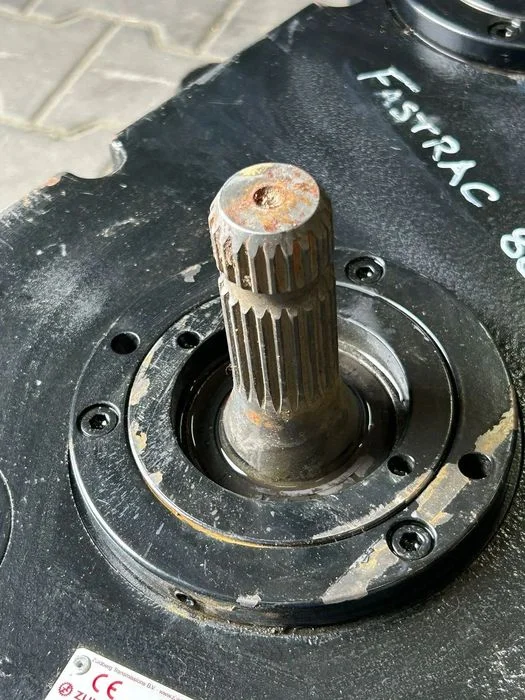 Zuidberg 38027003 przedni wał odbioru mocy WOM JCB FASTRAC 8000 – zdjęcie 10
