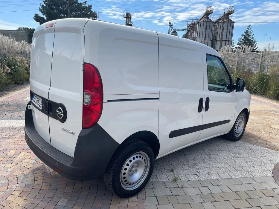 Opel Combo 1.3 Diesel*90KM*Nowy Rozrząd*Klimatyzacja*Webasto*Jeden właściciel* – zdjęcie 7