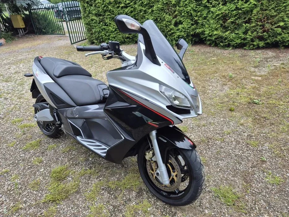 Aprilia SRV 850 Aprilia srv850 – zdjęcie 2