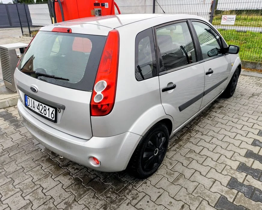 Ford fiesta 2006 – zdjęcie 4