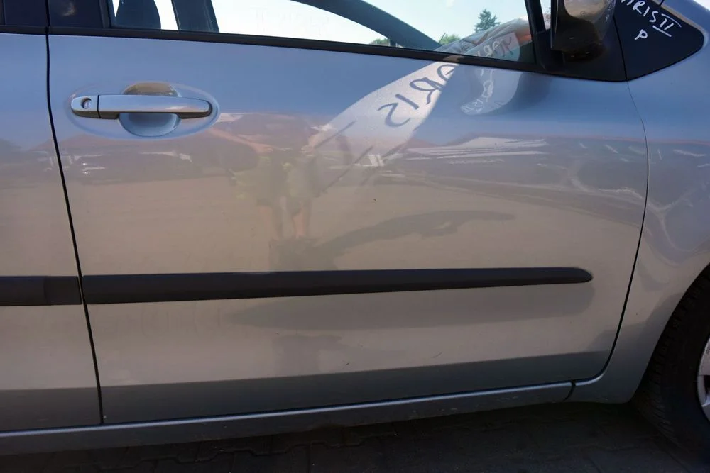 Drzwi Przednie Prawe Yaris Ii 5D Hb 1F8 Szary Toyota 2005-2009 – zdjęcie 2