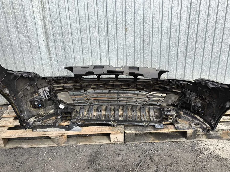 Zderzak przedni Renault Megane III Siedlce – zdjęcie 5