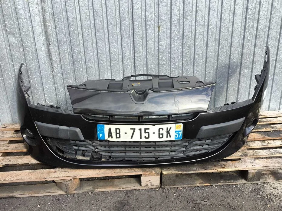 Zderzak przedni Renault Megane III Siedlce