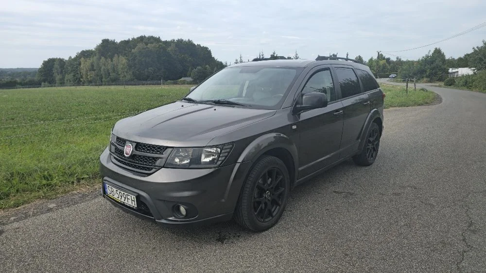 Fiat Freemont 2.0d black edition Fv23%