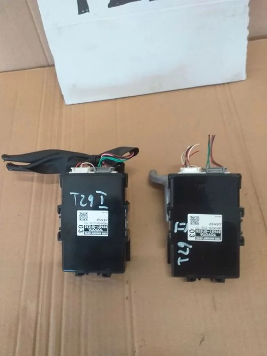 AVENSIS T27 Verso lift moduł sterownik energii 89681-0F030