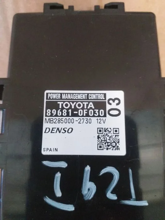 AVENSIS T27 Verso lift moduł sterownik energii 89681-0F030 – zdjęcie 3