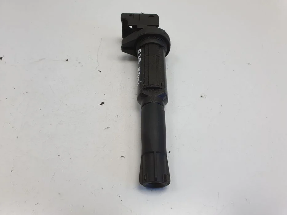 CEWKA ZAPŁONOWA BMW E39 520i 2.2 i _ 7551260