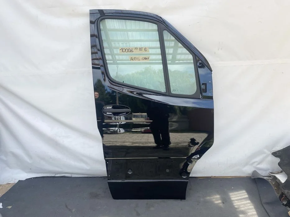 Sprinter 907 910 17- Drzwi Przednie Prawe Czarne Oryginalne Prawy Przód