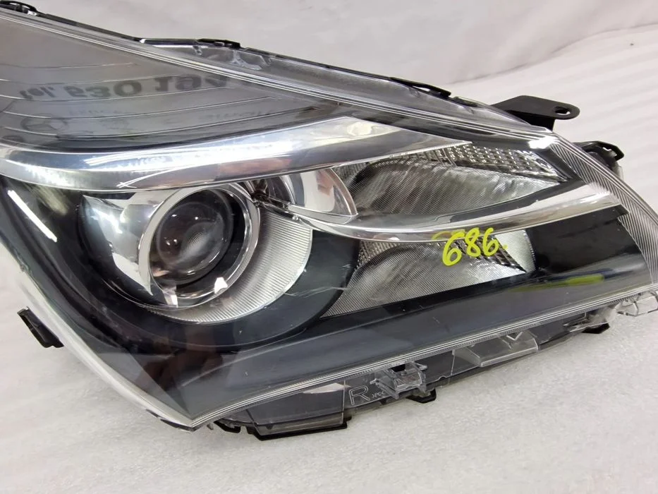 Toyota Yaris Iii 3 Lift 14- Prawa Lampa Przednia Przód Soczewka , Nr Aukcji La686 – zdjęcie 5